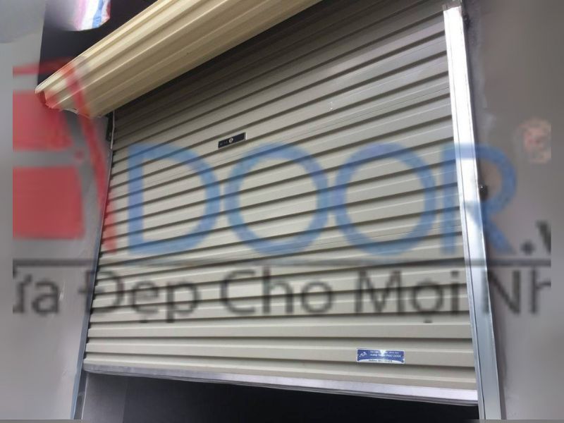Mẫu 5 cửa cuốn tấm liền tại Adoor