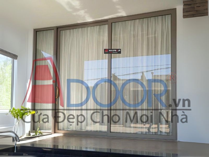 Mẫu cửa đi lùa nhôm maxpro