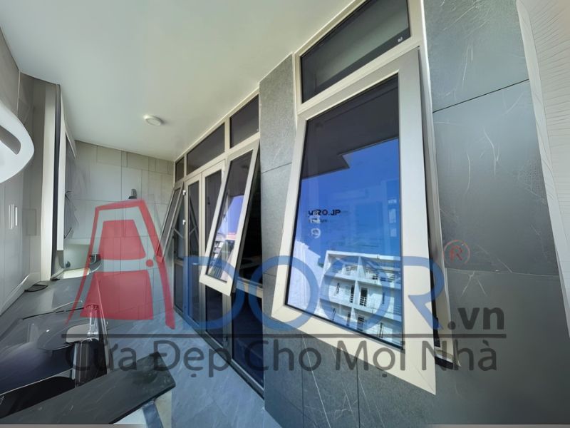 Mẫu cửa sổ mở hất nhôm maxpro