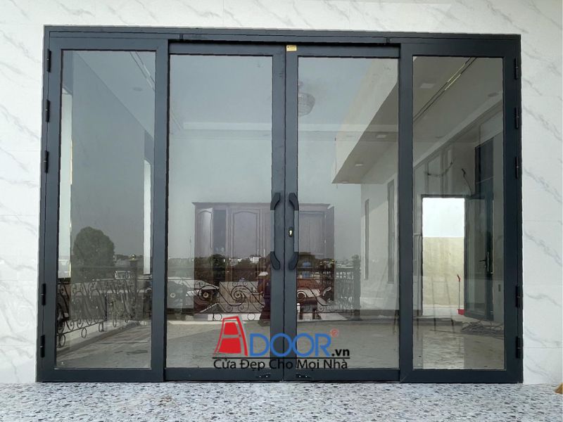 Cửa nhôm trượt quay nổi bật với thiết kế tiết kiệm diện tích, dễ dàng sử dụng
