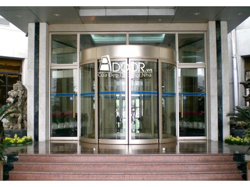 Mẫu cửa kính tự động trượt cong Adoor