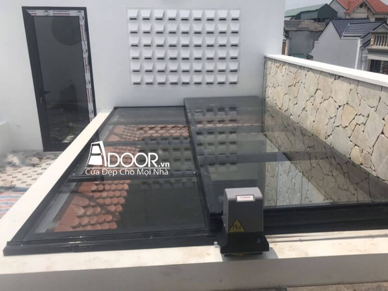 Mẫu giếng trời tự động mở trượt