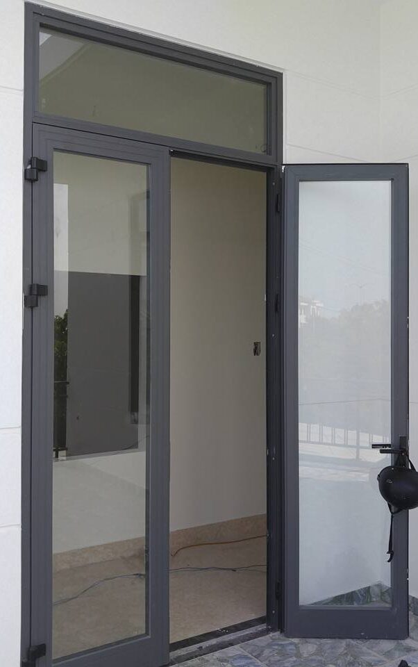 giá cửa xingfa 2 cánh mở quay đà nẵng