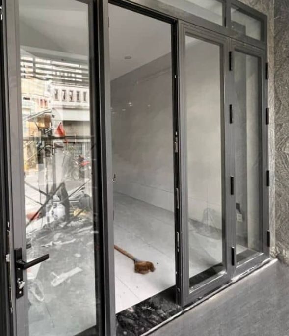 Mẫu cửa nhôm xingfa 4 cánh mở quay đà nẵng