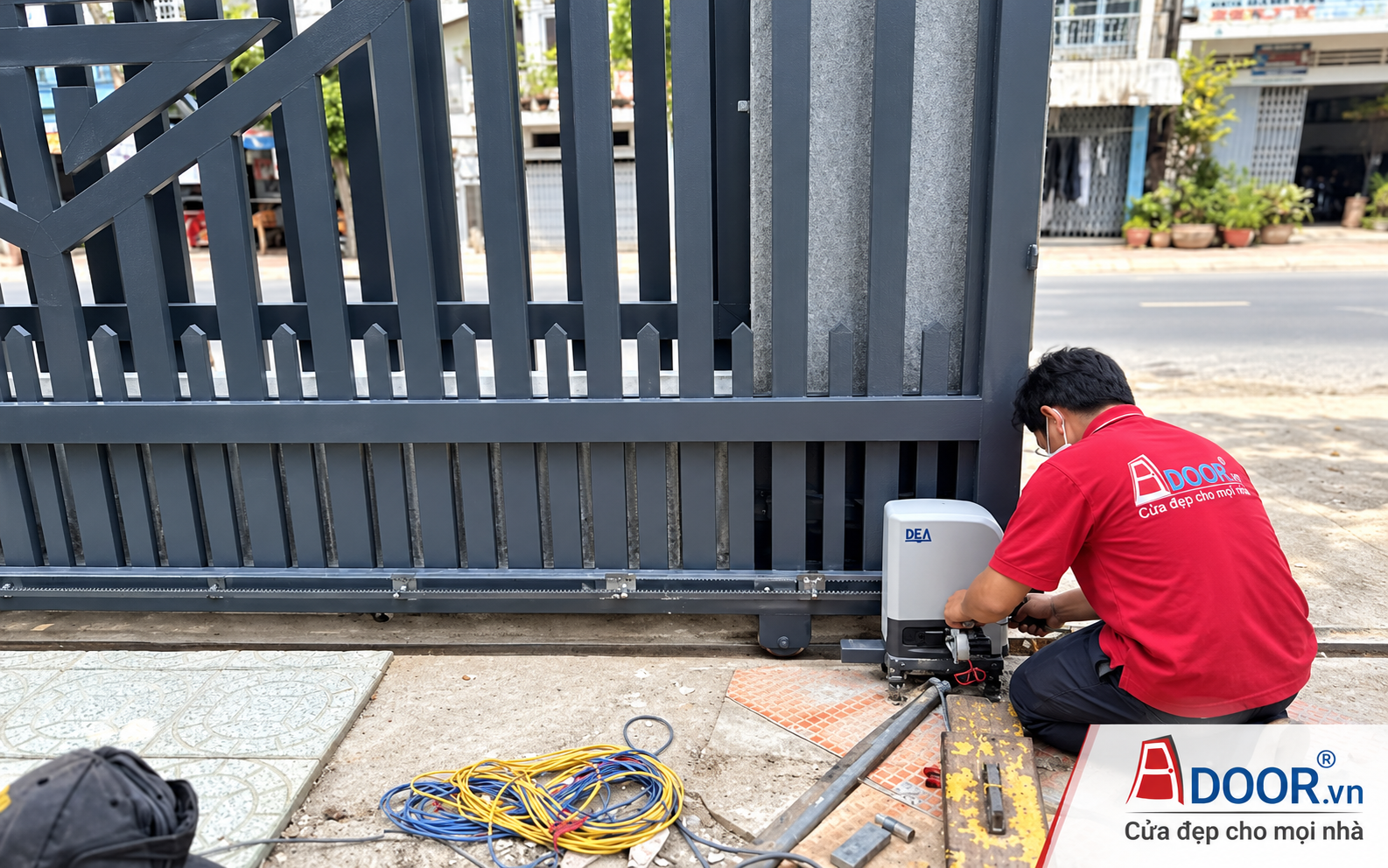 cửa cổng tự động trượt gắn động cơ Adoor